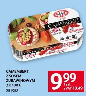 Camembert z sosem żurawinowym