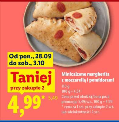 Minicalzone margherita z mozzarellą i pomidorami